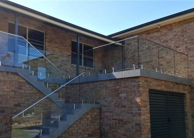 Glass balustrade - Contemporary Stainless Steel